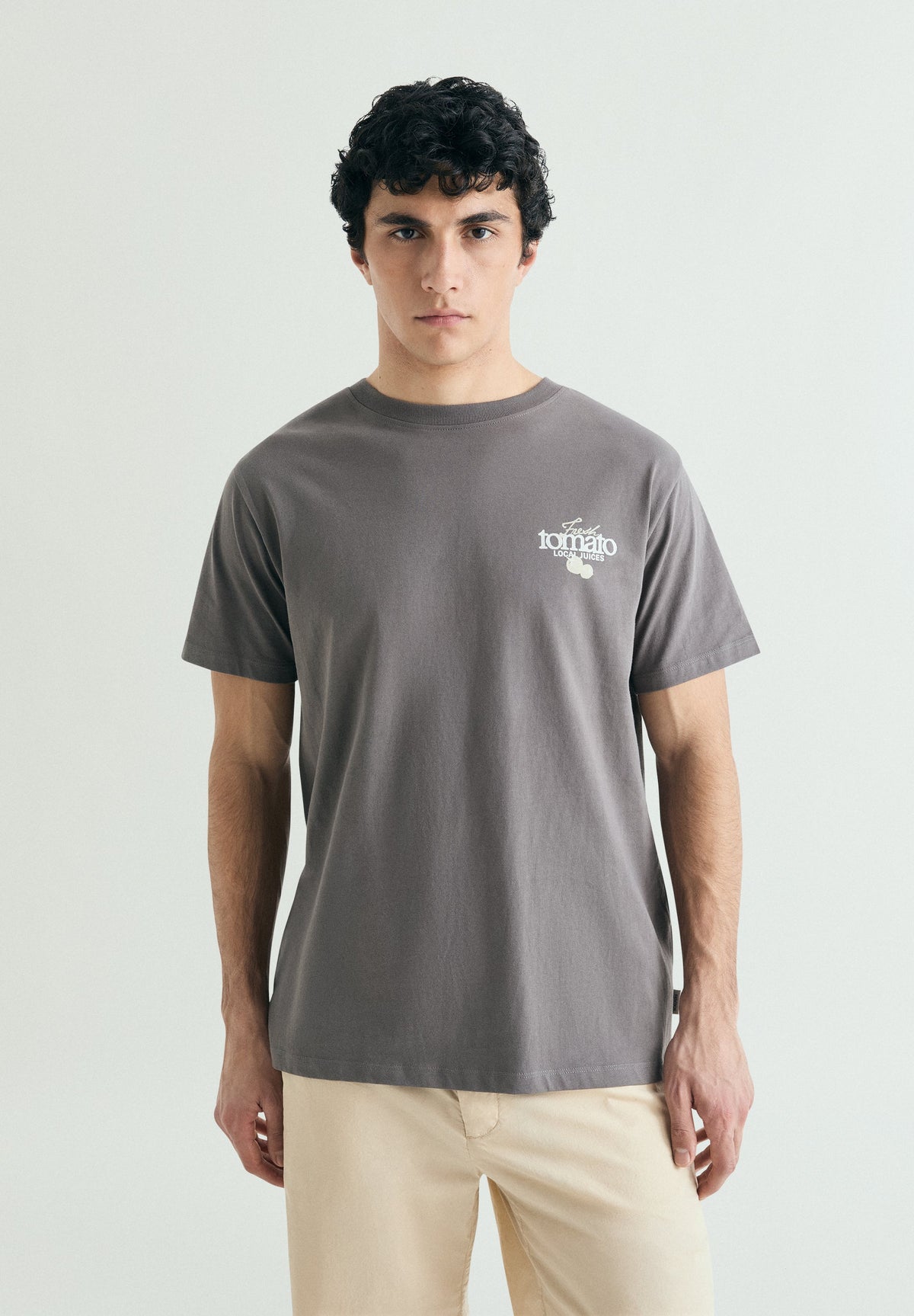 CAMISETA ESTAMPADO A CONTRASTE