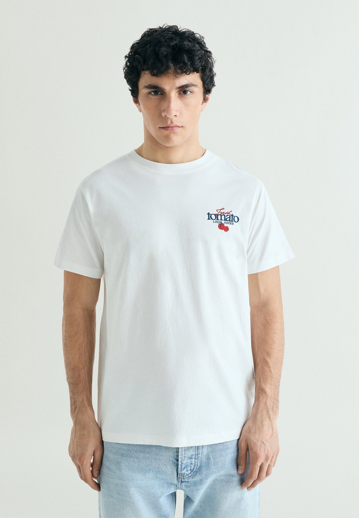 CAMISETA ESTAMPADO A CONTRASTE