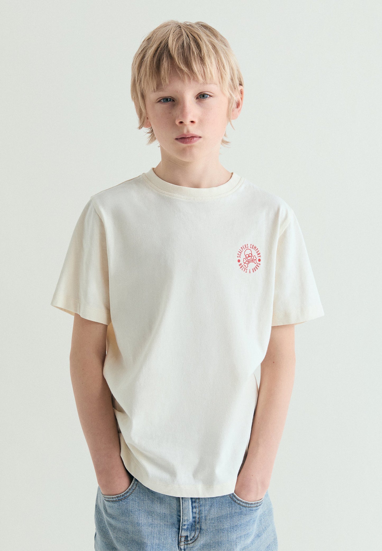 CAMISETA ESTAMPADO CONTRASTE