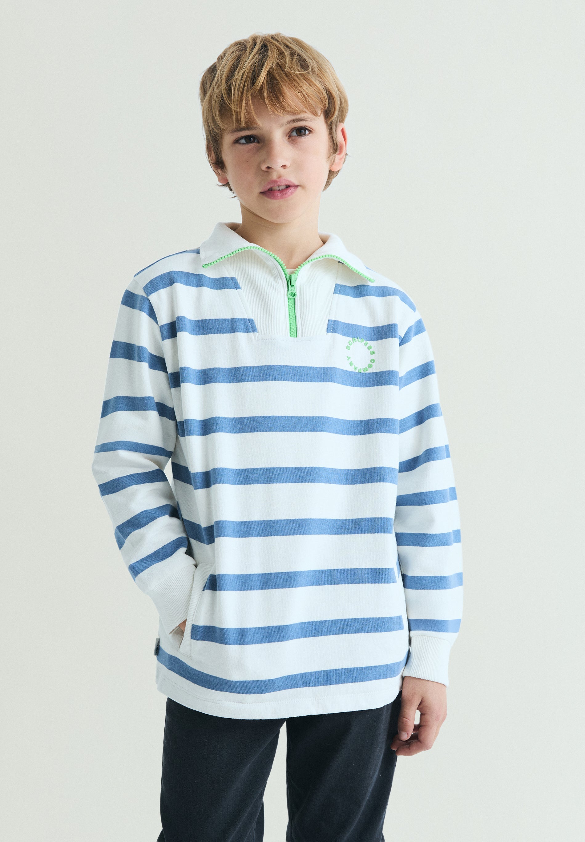 SUDADERA DE RAYAS CON CUELLO POLO