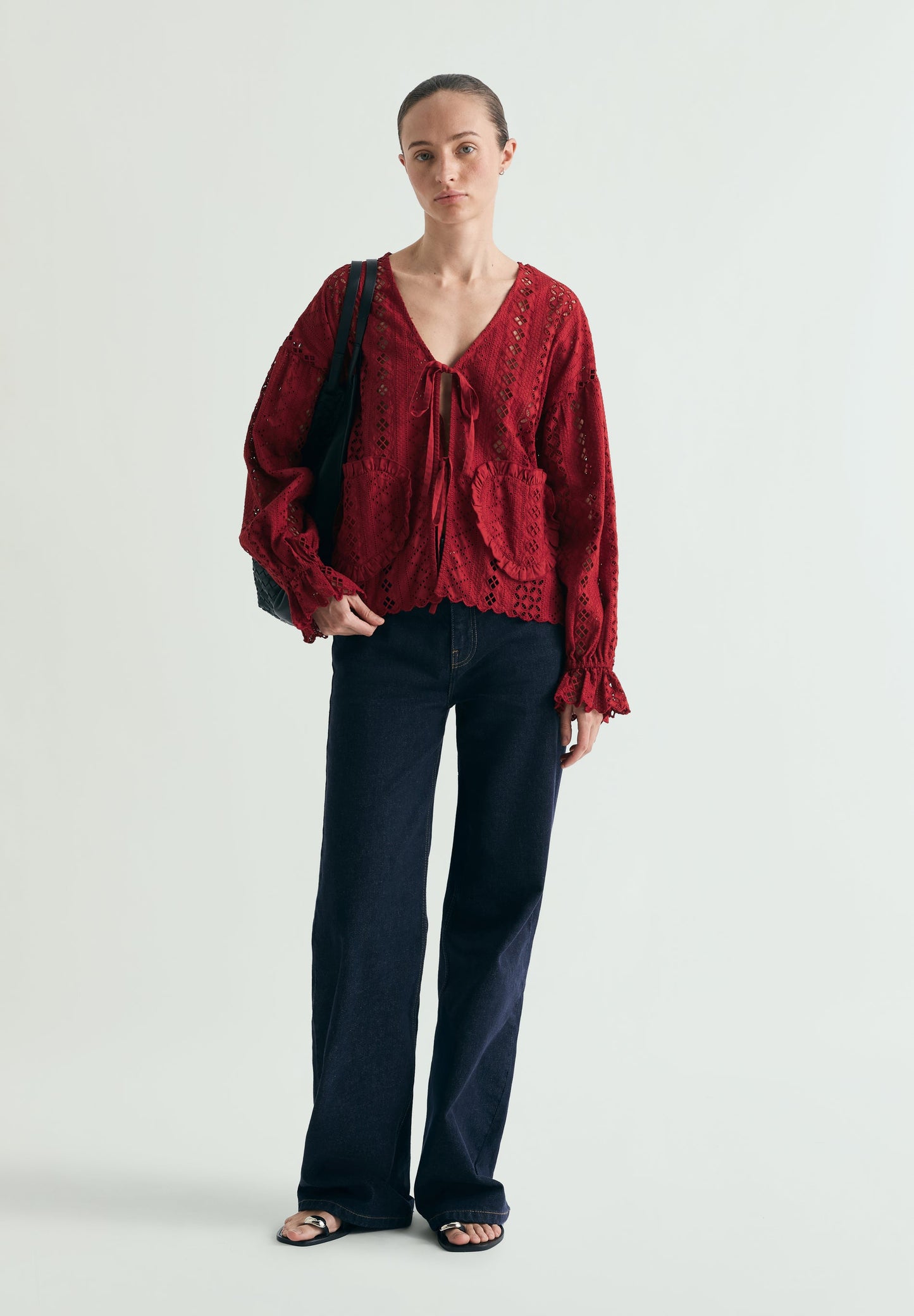 BLUSA PERFORADA CORAZONES