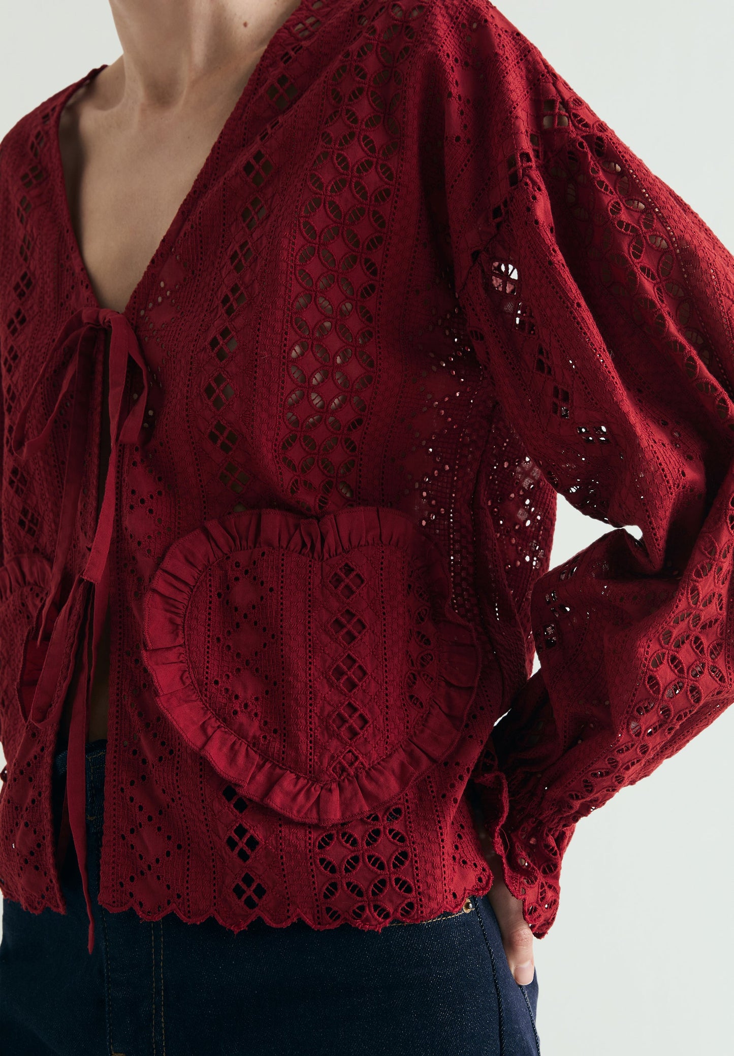 BLUSA PERFORADA CORAZONES