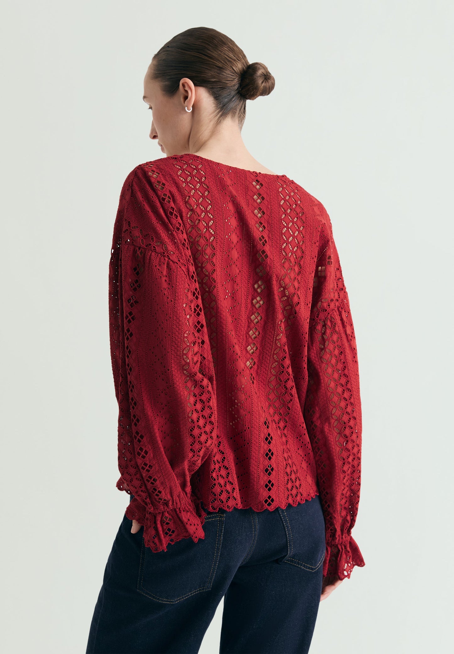 BLUSA PERFORADA CORAZONES