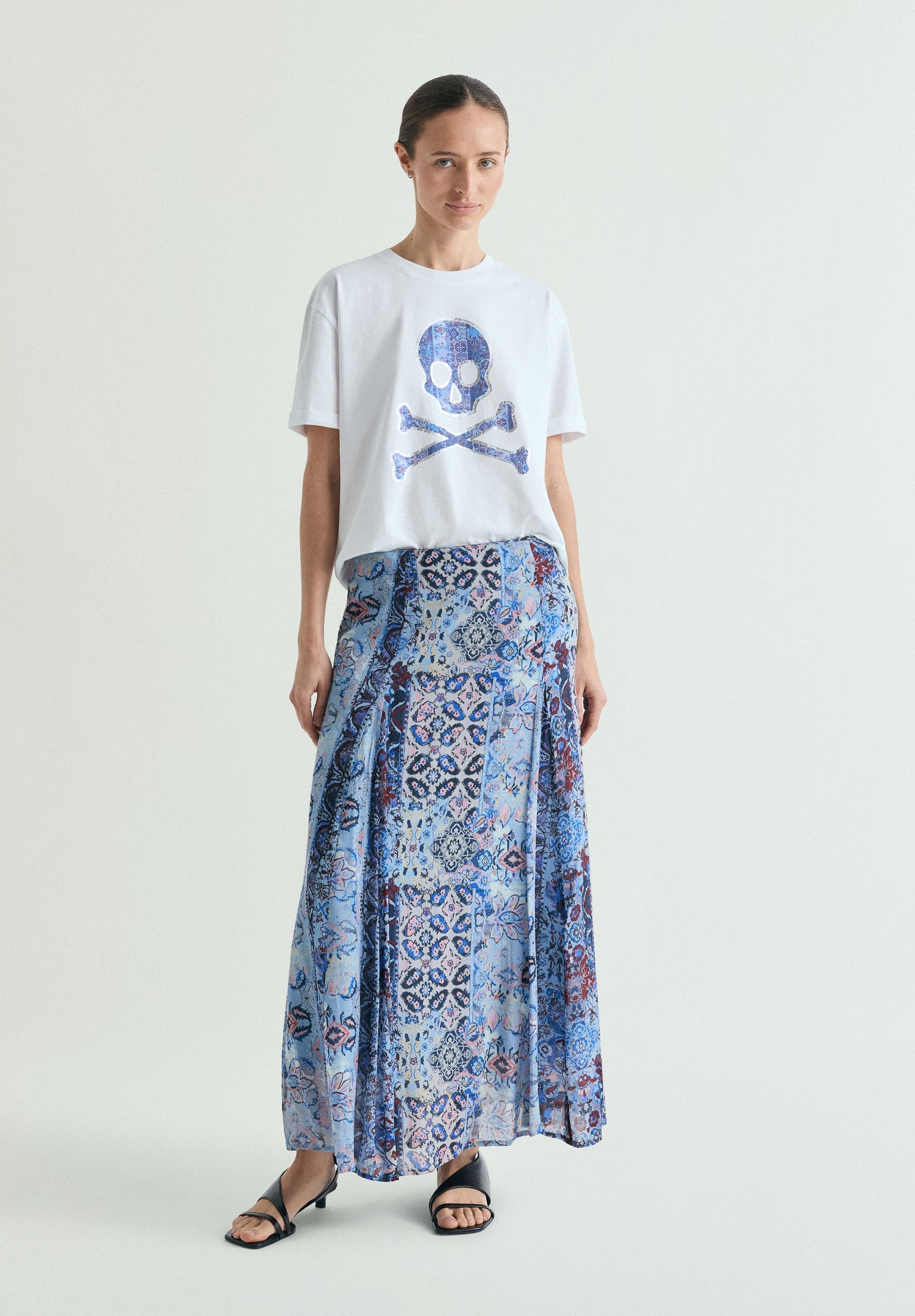 CAMISETA CALAVERA ESTAMPADA