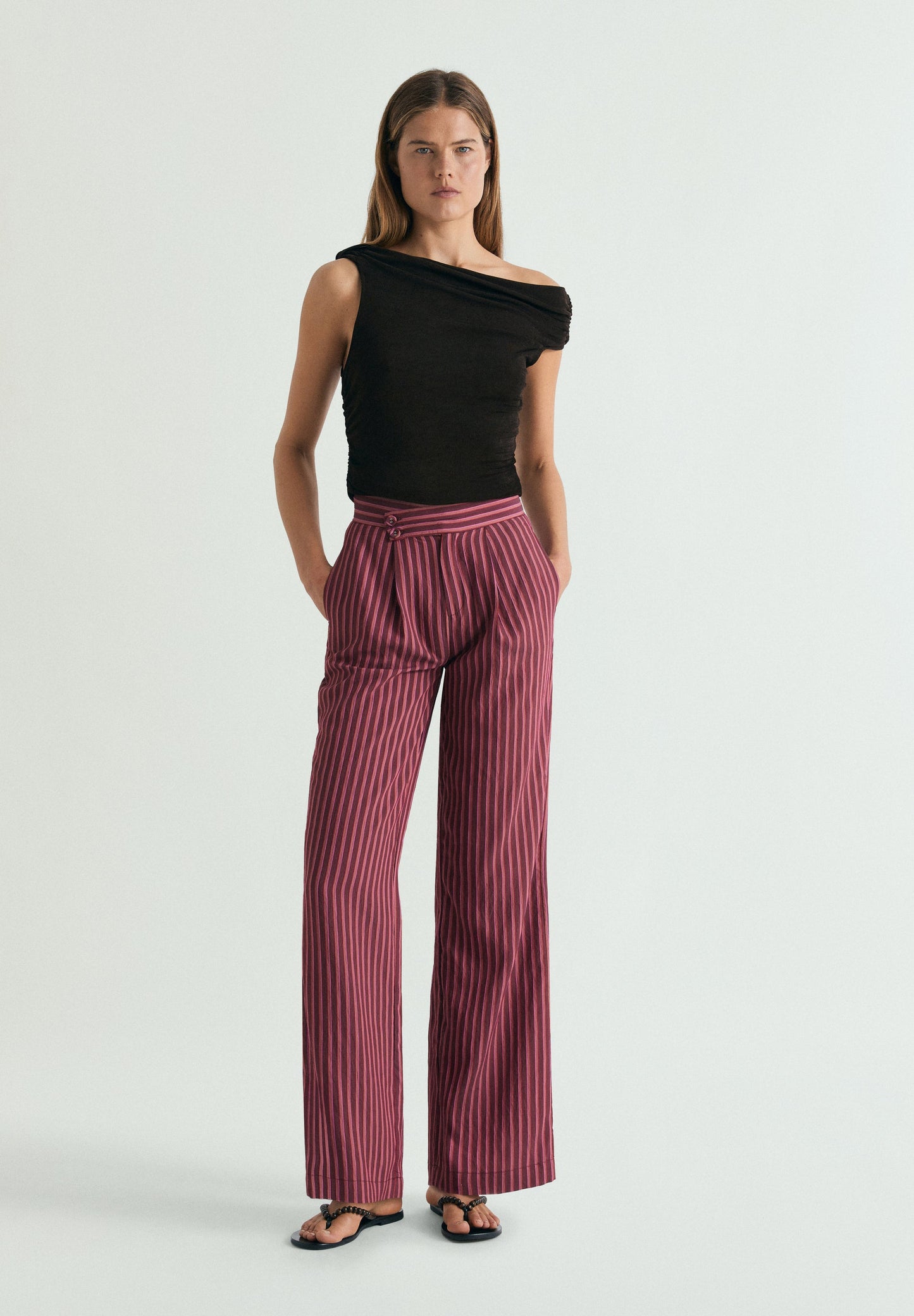 PANTALÓN RAYAS BOTONES
