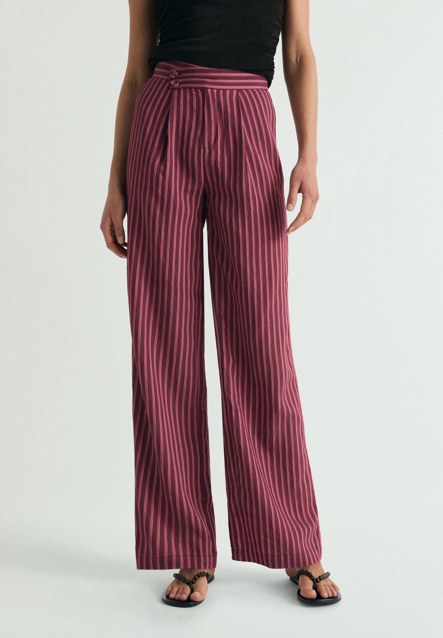 PANTALÓN RAYAS BOTONES