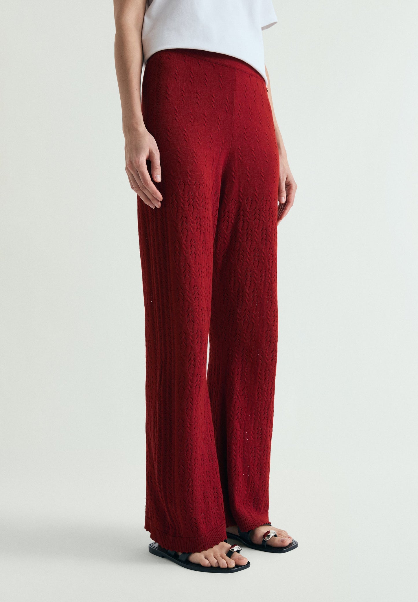 PANTALÓN POINTELLE ABERTURAS