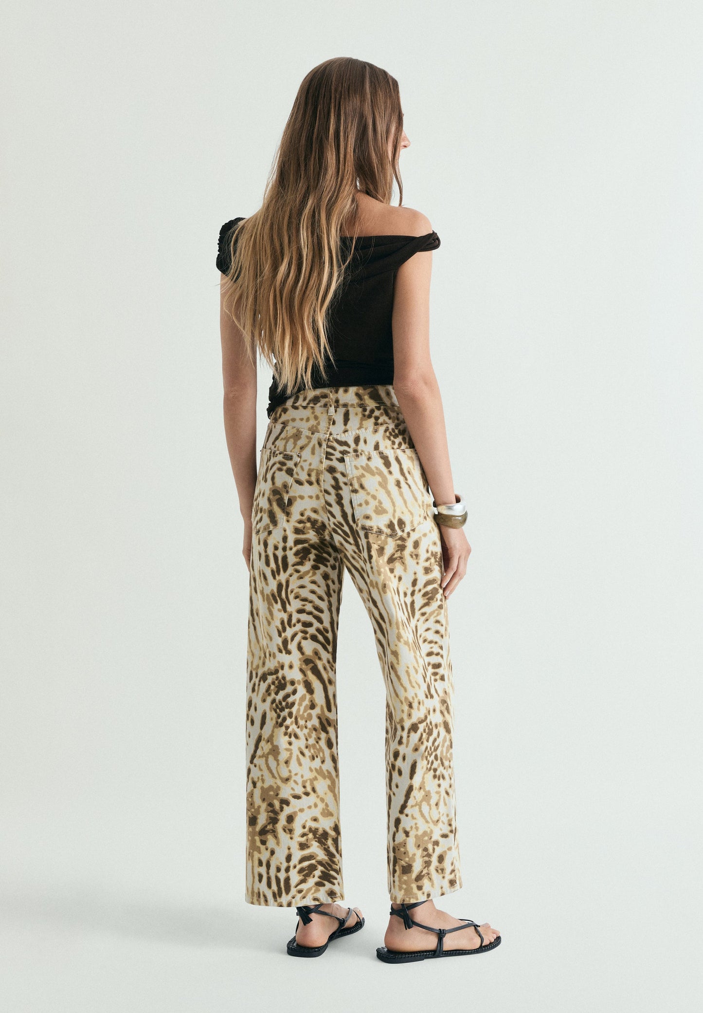PANTALÓN DENIM ANIMAL PRINT