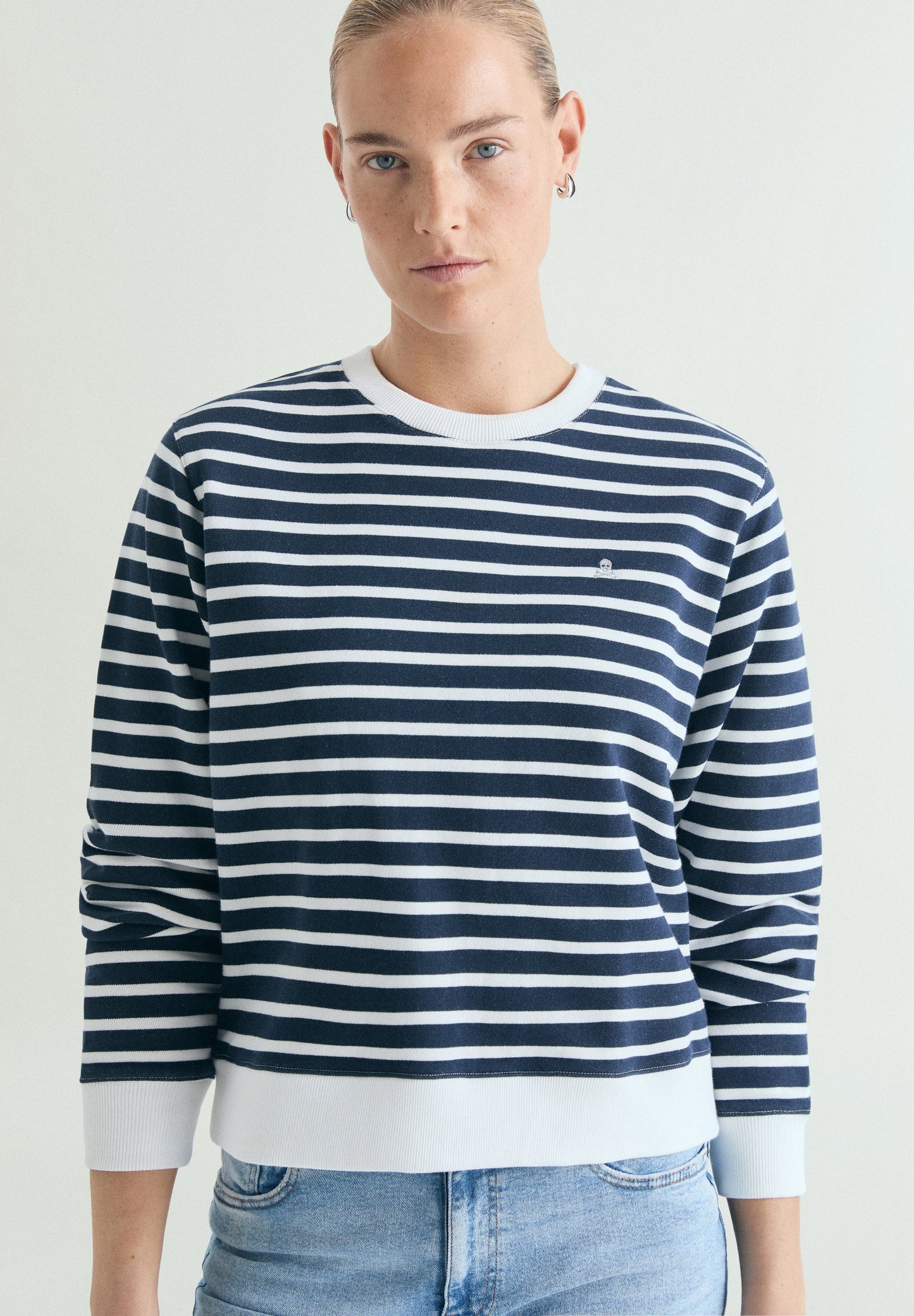 SUDADERA BÁSICA CALAVERA