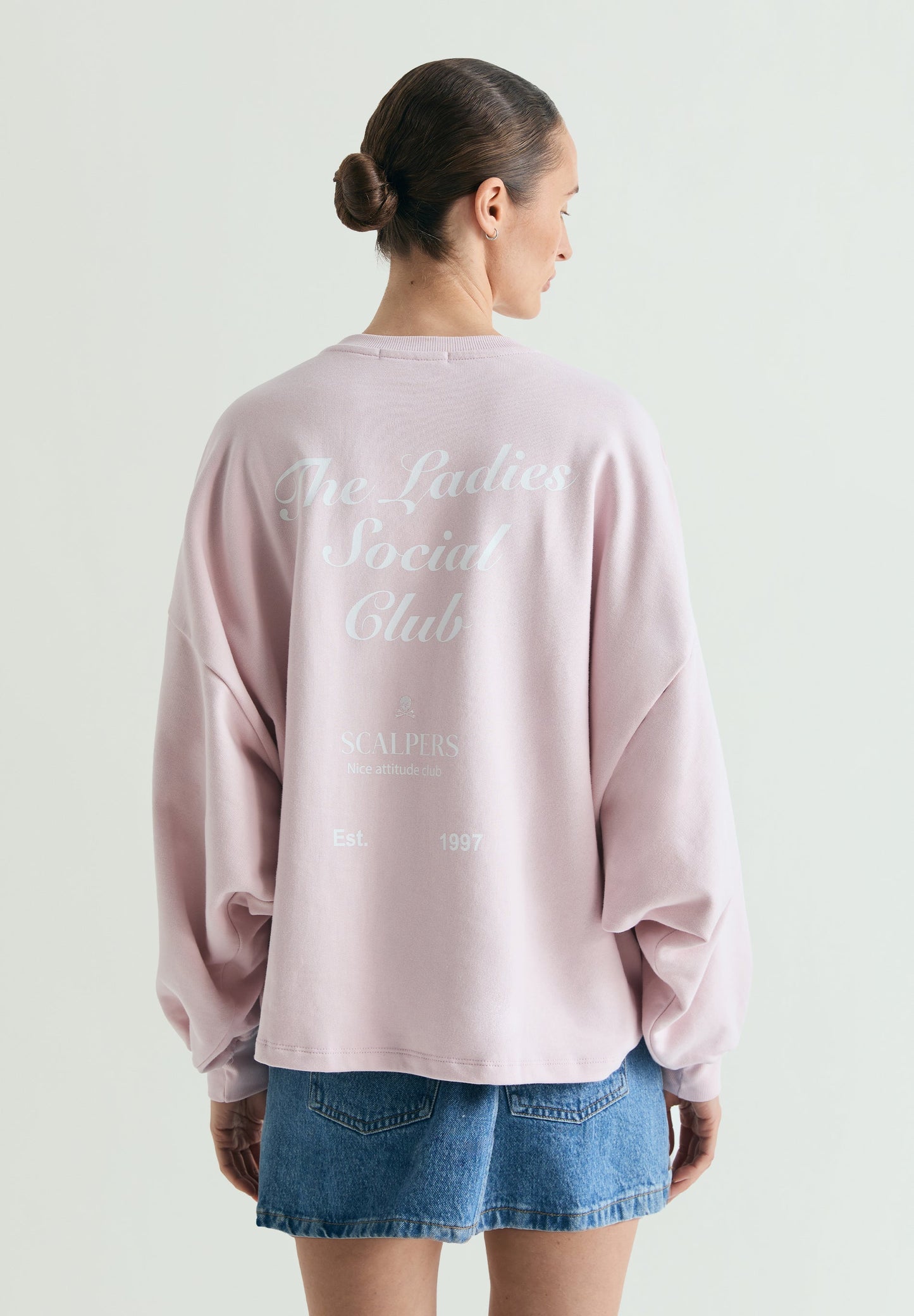 SUDADERA MANGAS ABULLONADAS