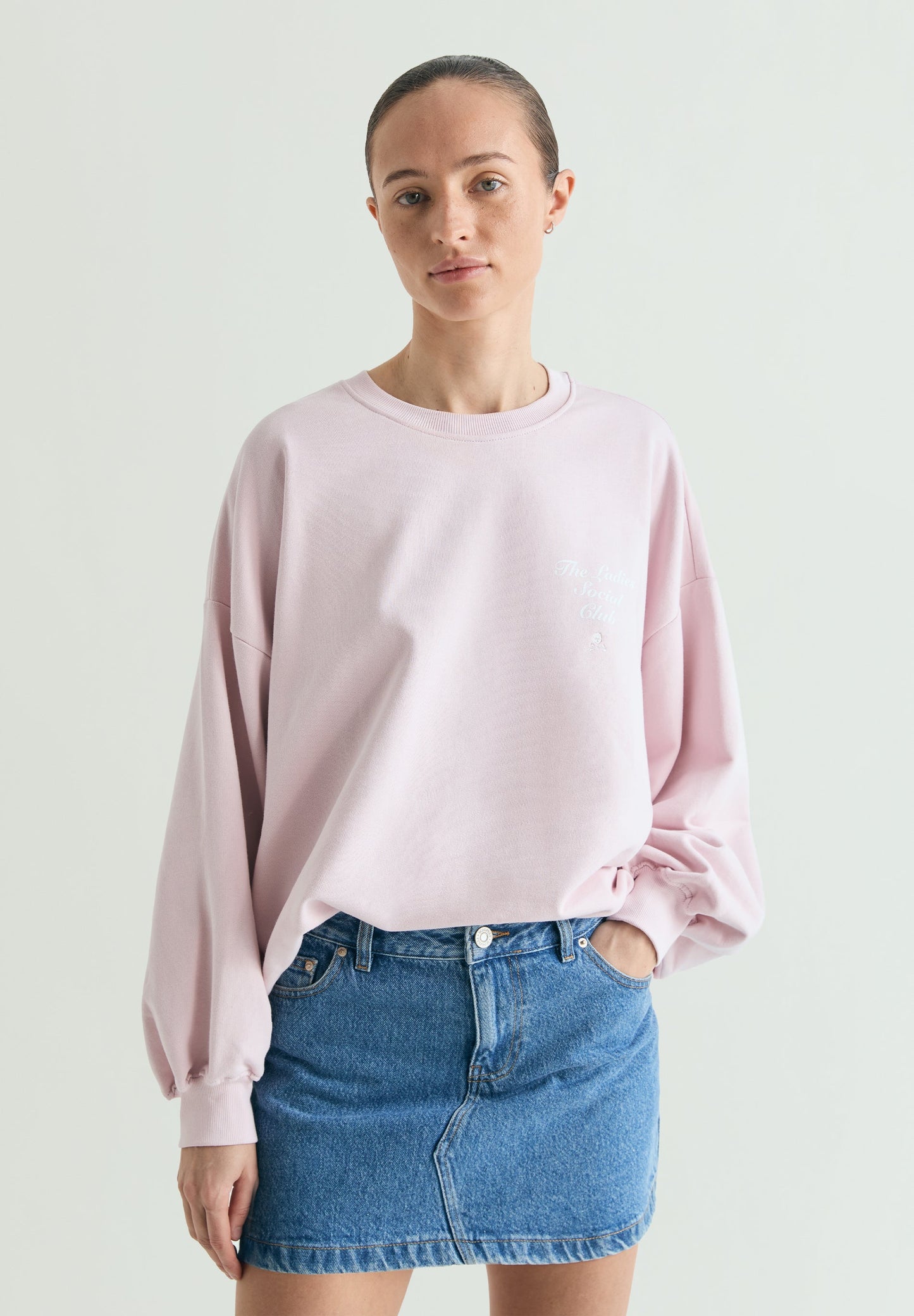 SUDADERA MANGAS ABULLONADAS