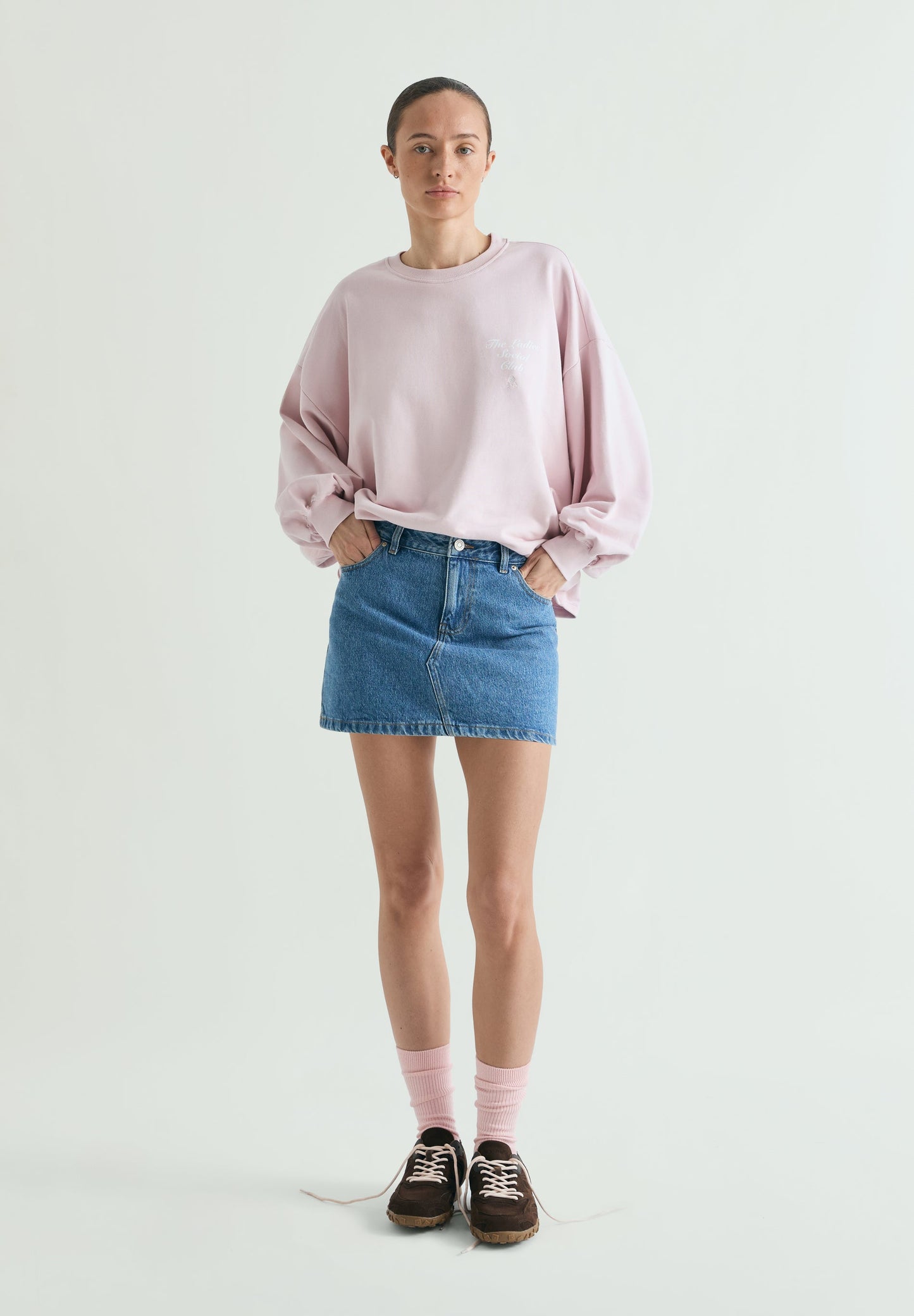 SUDADERA MANGAS ABULLONADAS