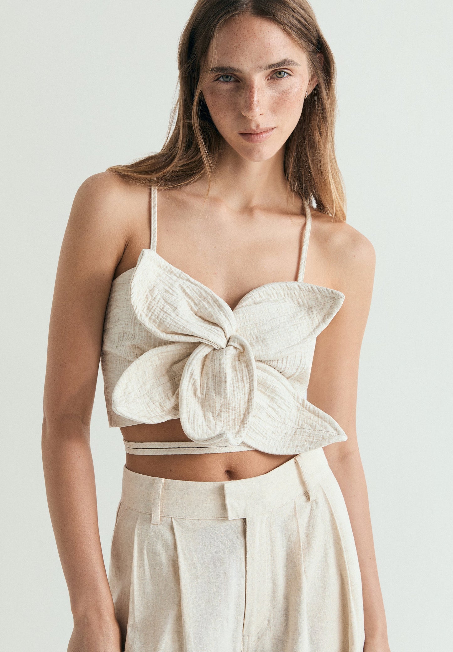 TOP DETALLE FLORAL