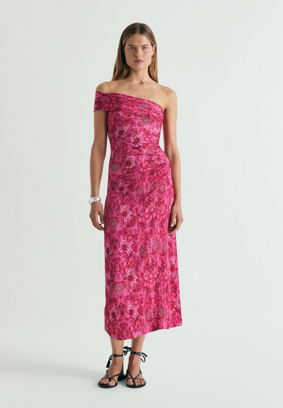VESTIDO MIDI ASIMÉTRICO ESTAMPADO