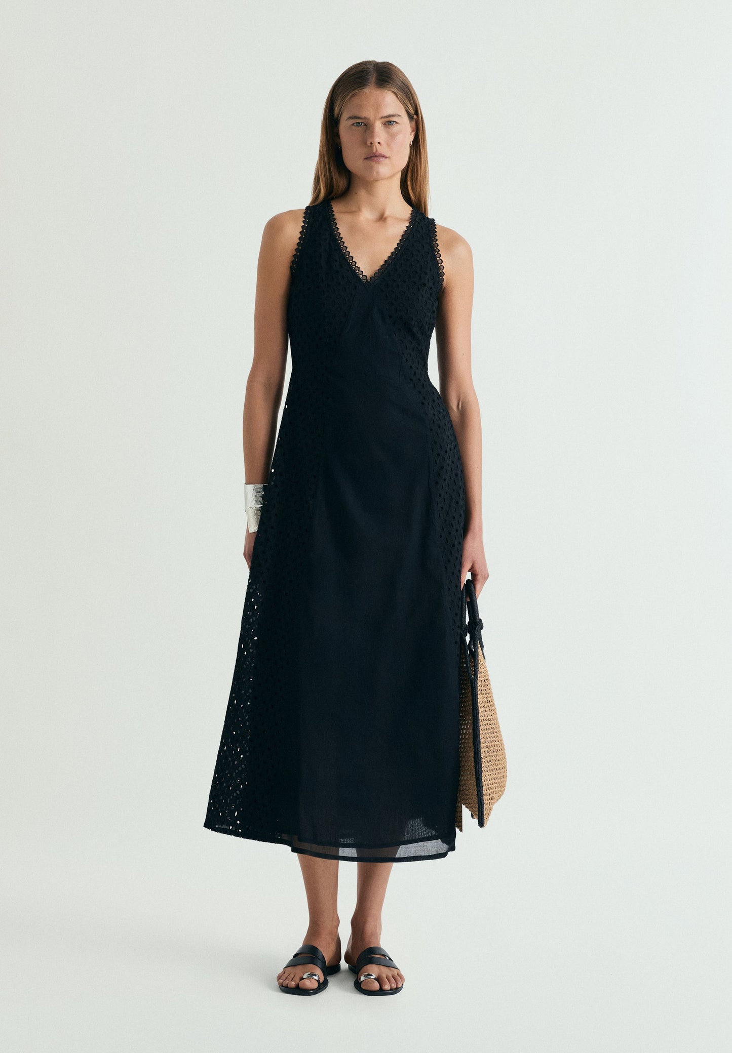 VESTIDO CALADO BORDADOS