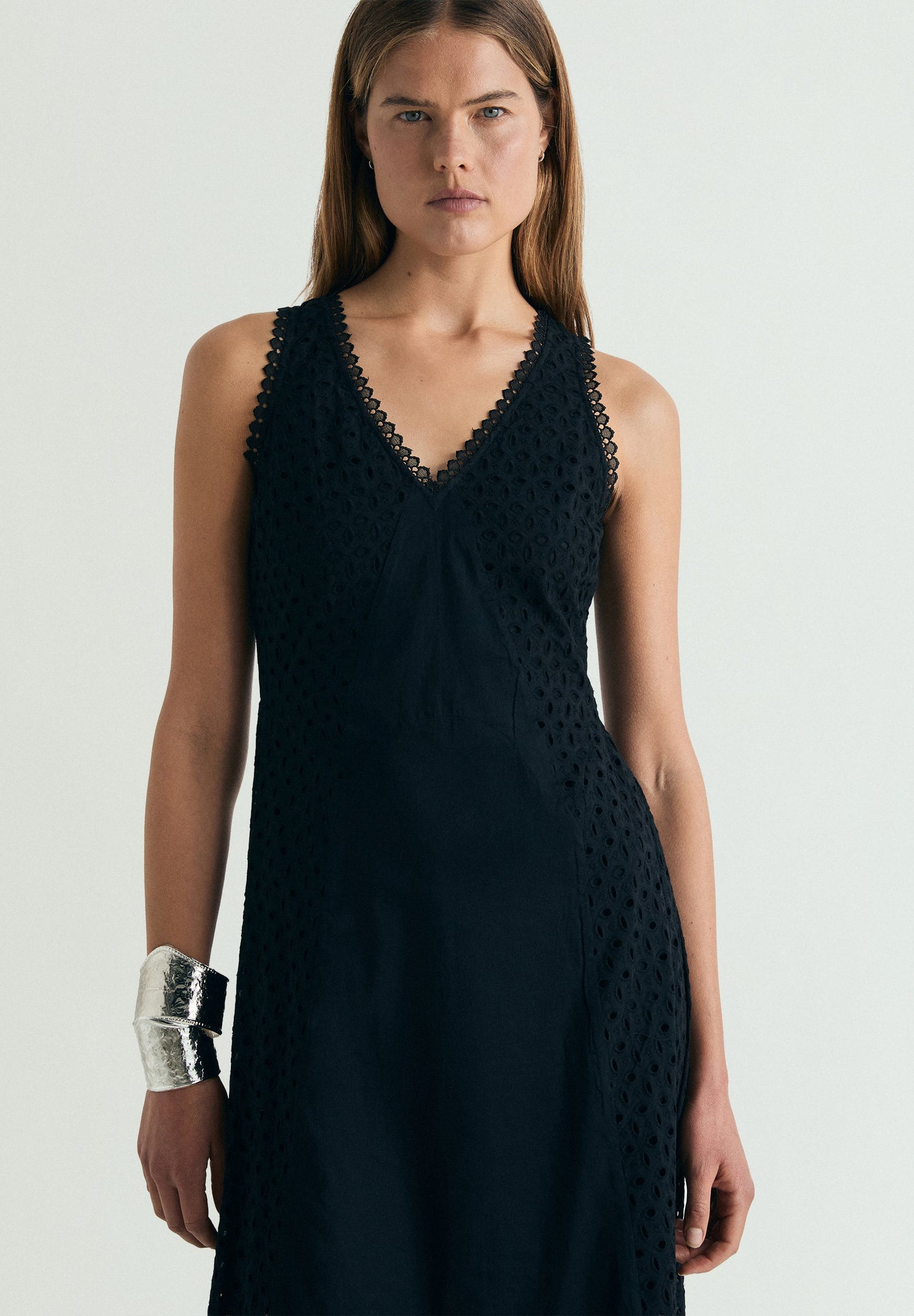 VESTIDO CALADO BORDADOS
