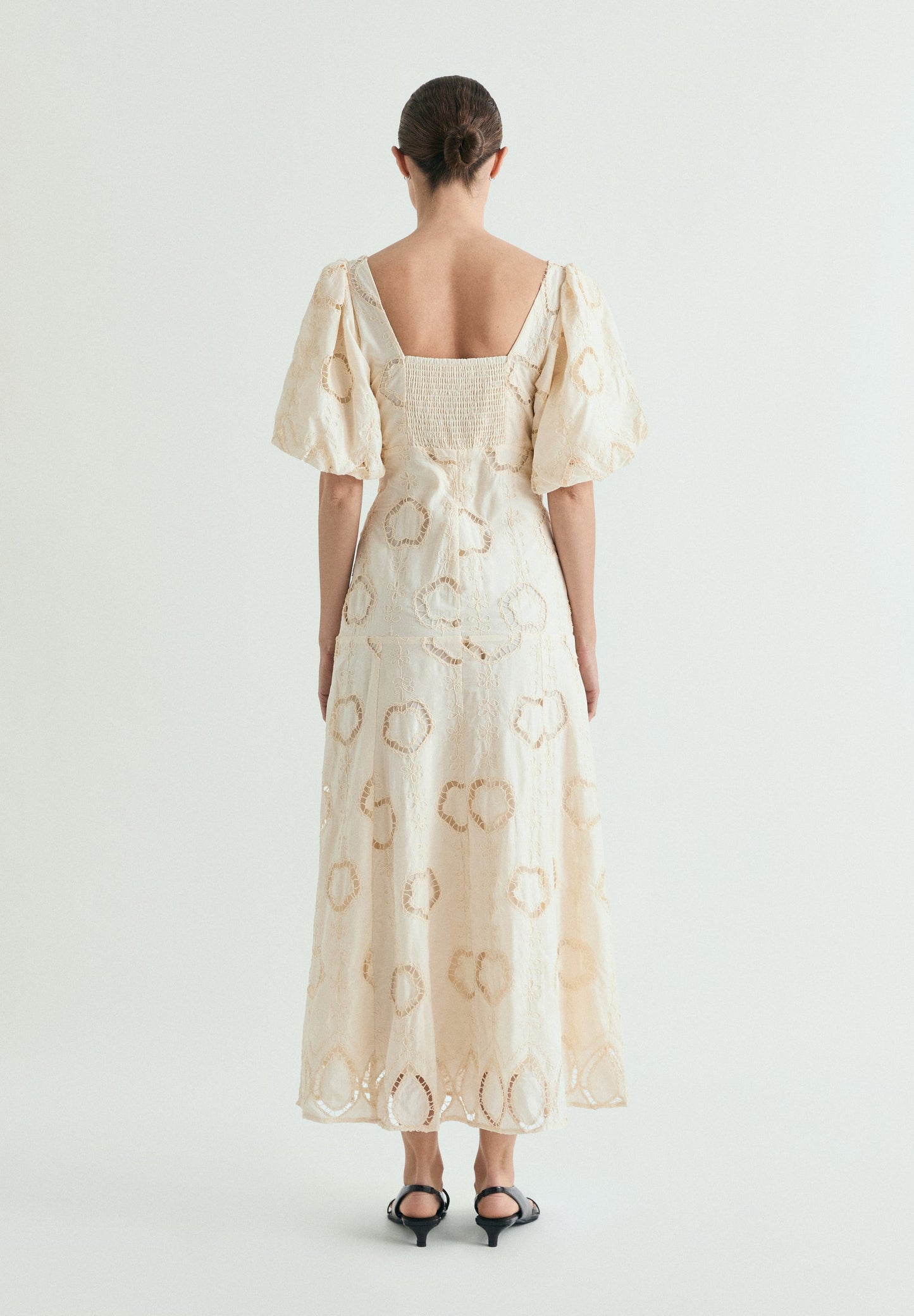 VESTIDO MIDI MANGAS ABULLONADAS