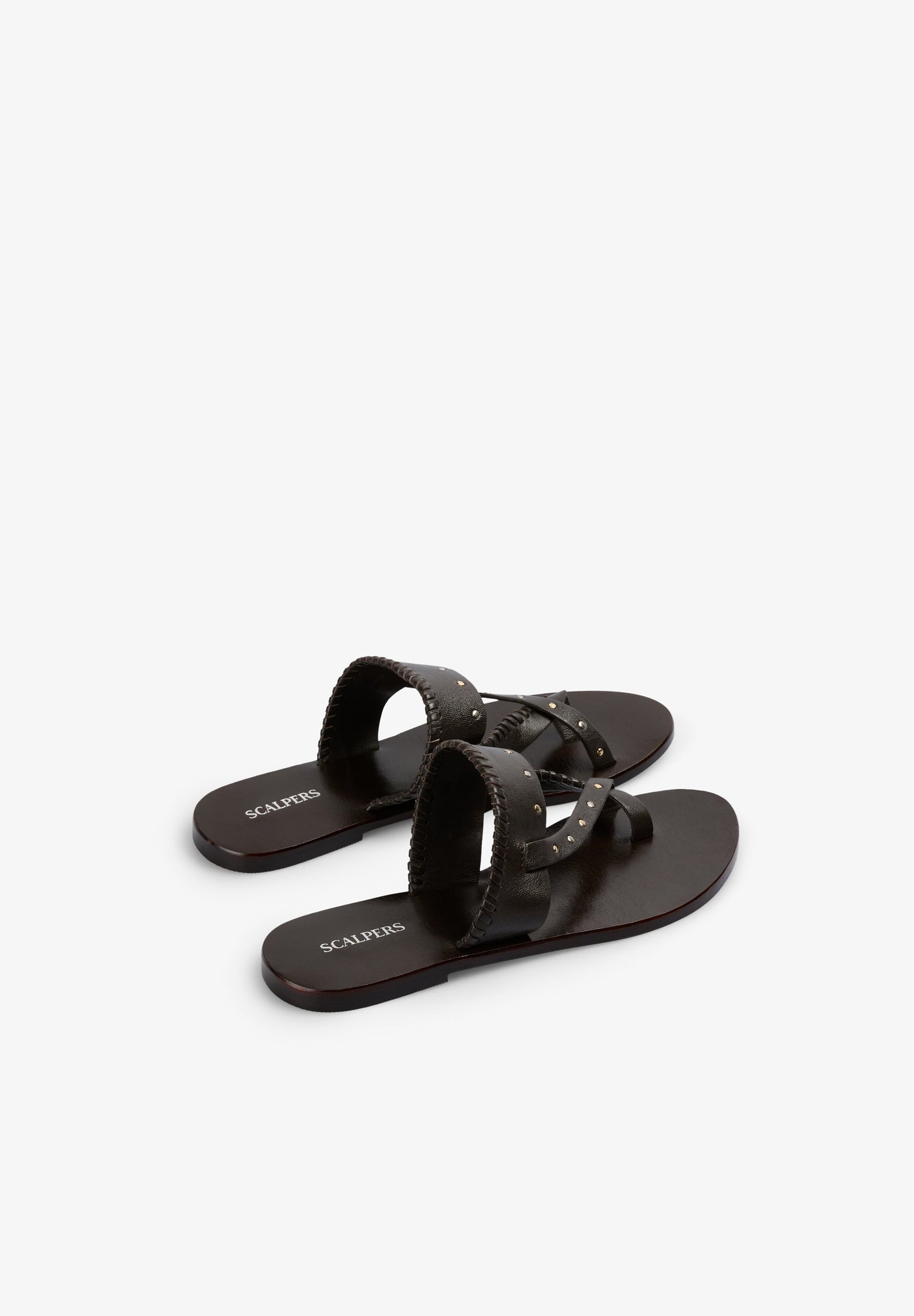 SANDALIAS PIEL TACHUELAS