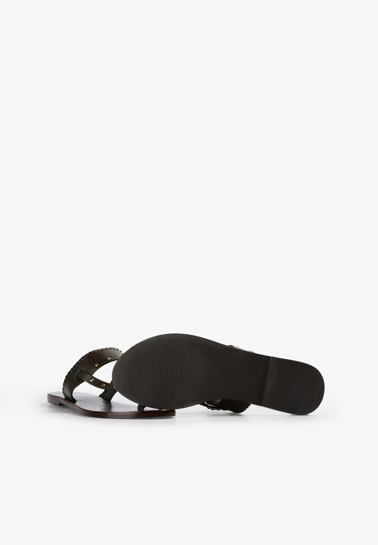 SANDALIAS PIEL TACHUELAS