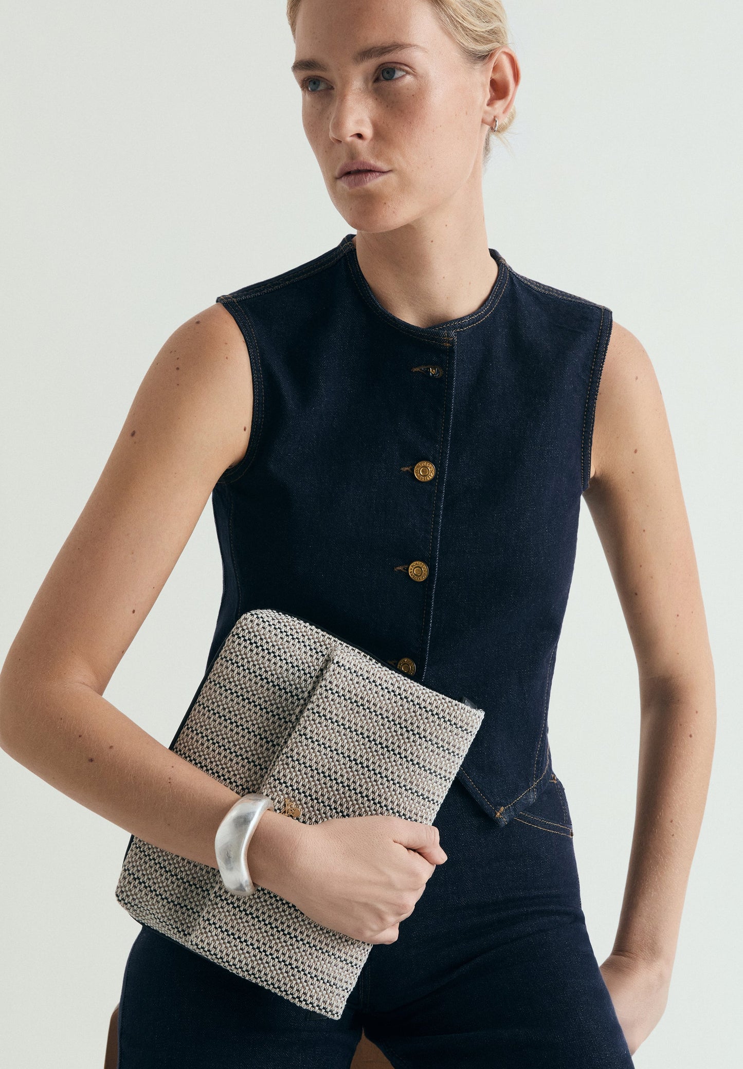 BOLSO CLUTCH TRENZADO