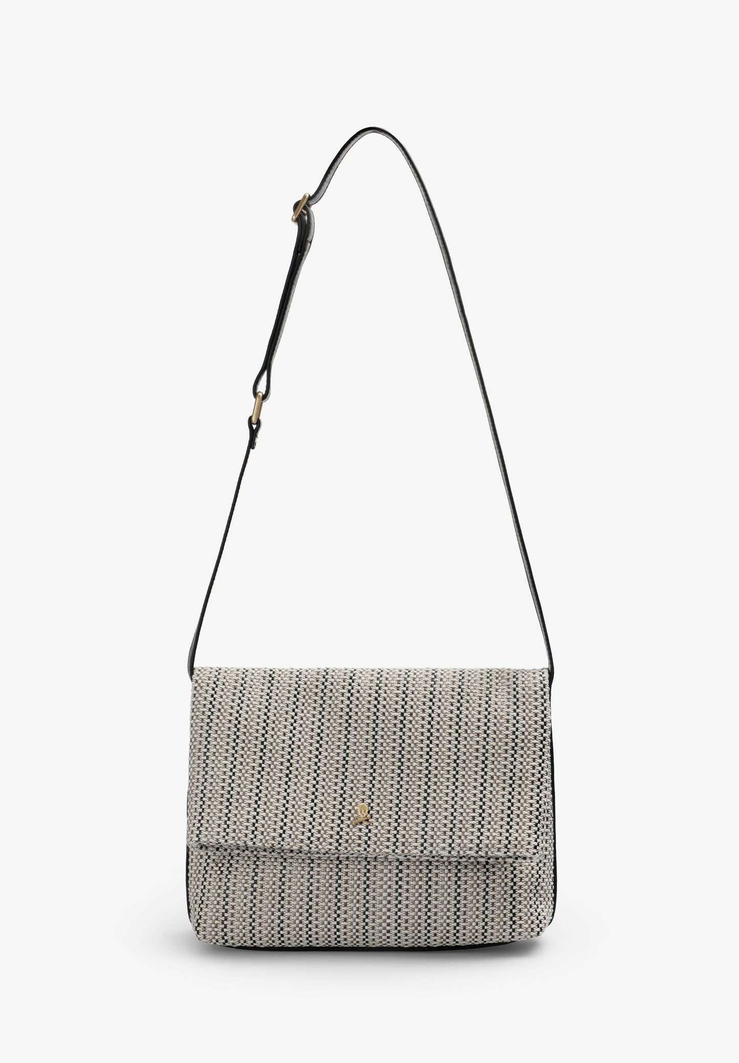 BOLSO CLUTCH TRENZADO