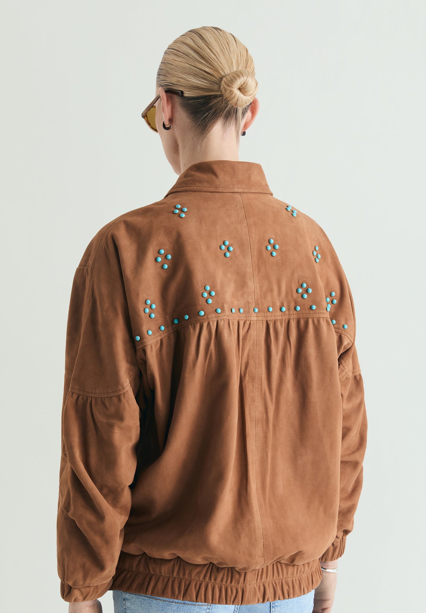 CHAQUETA BOMBER ANTE STUDS