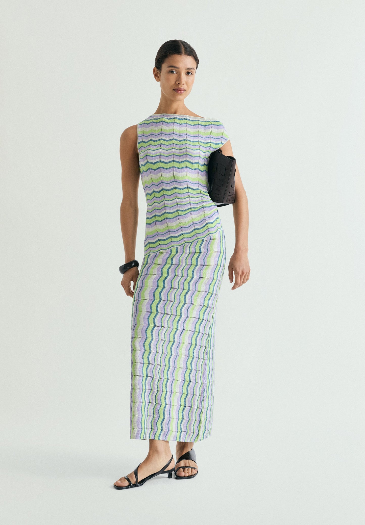 VESTIDO MIDI PUNTO ZIGZAG