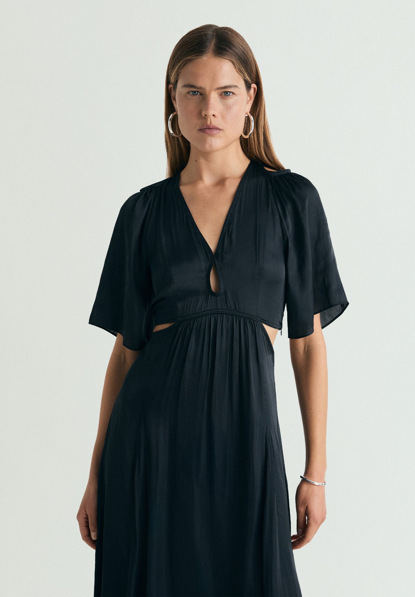 SCSATEN CUT OUT DRESS
