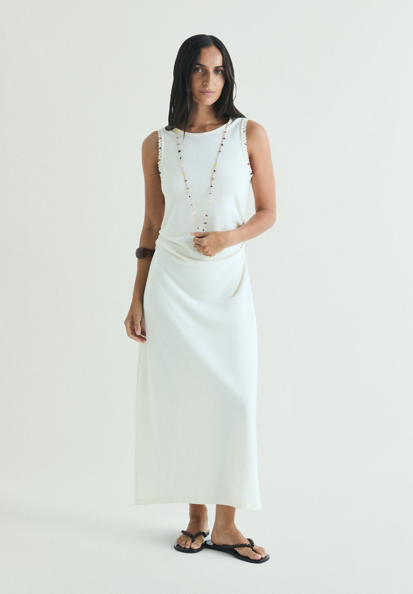 VESTIDO MIDI CON COLLAR