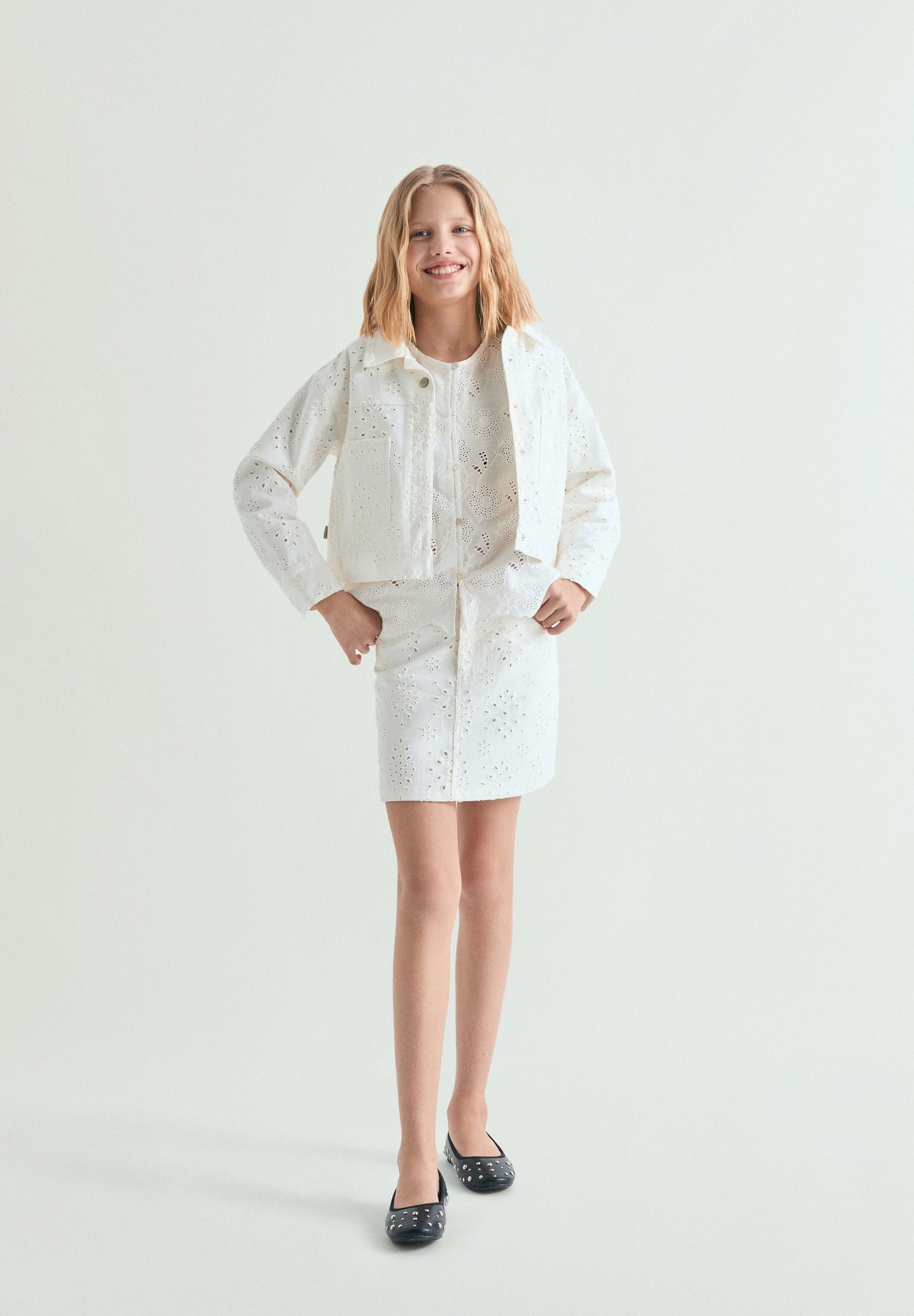 CHAQUETA PERFORADA