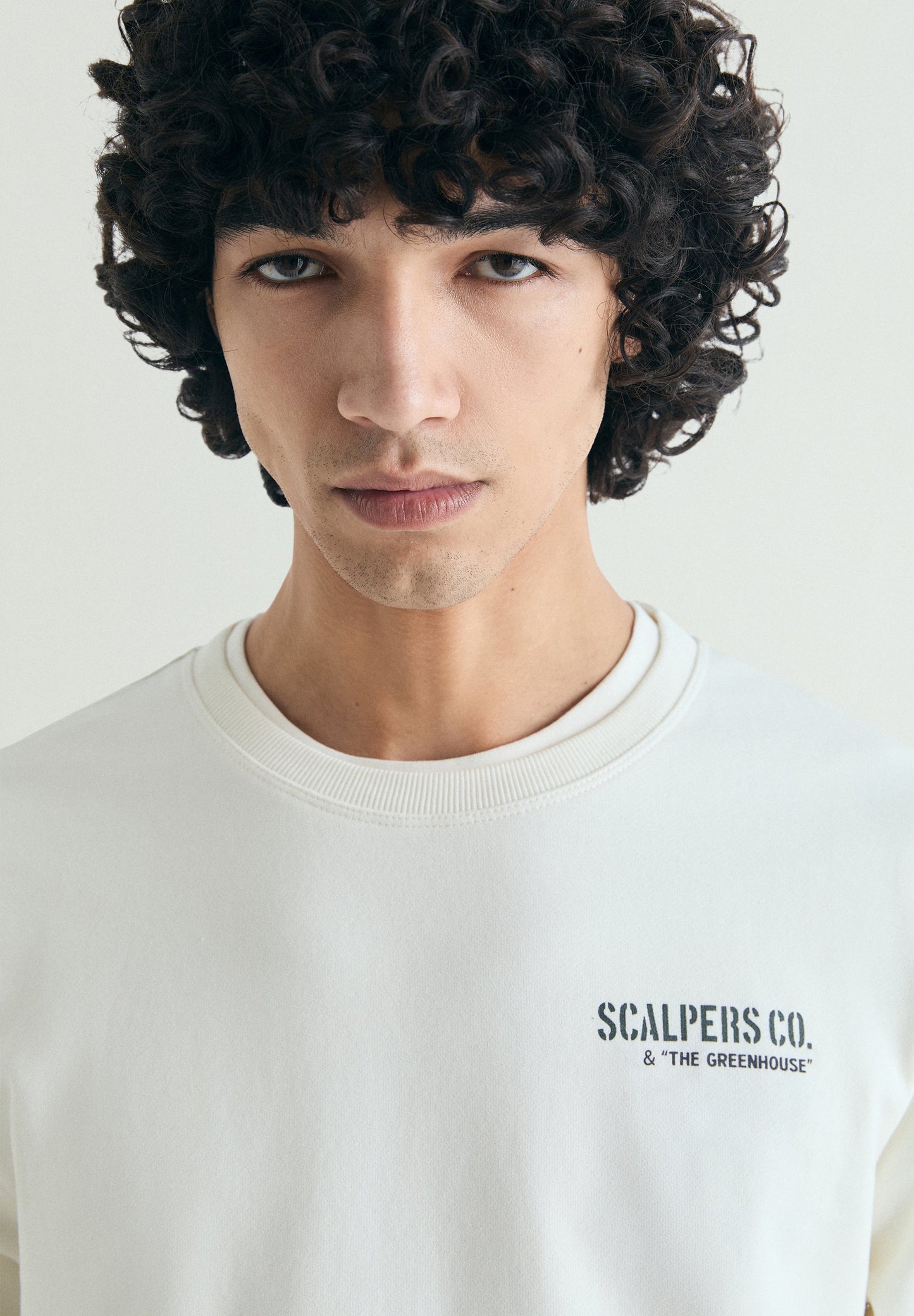 SUDADERA LAVADA BORDADA
