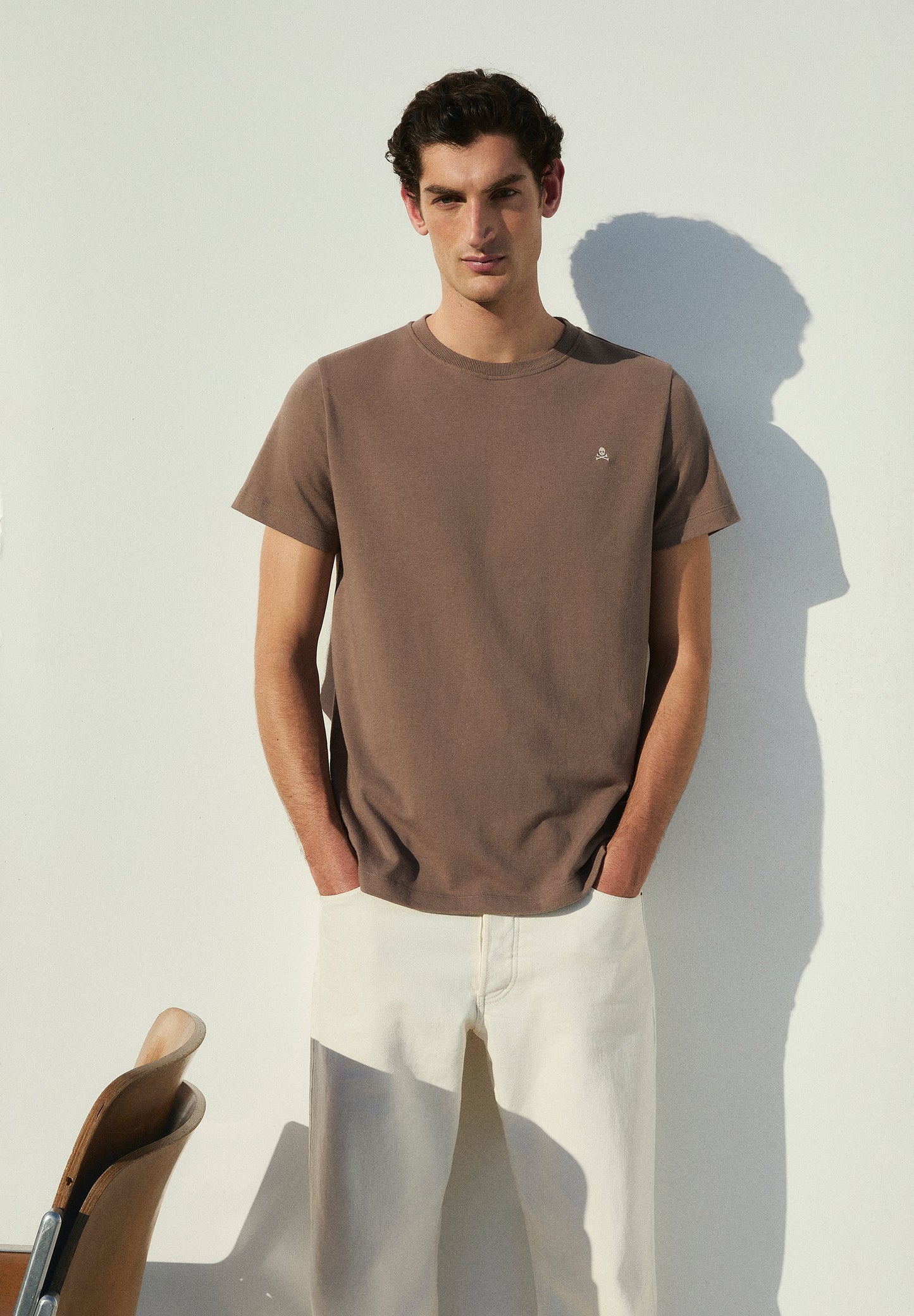 POLERA BÁSICA CALAVERA